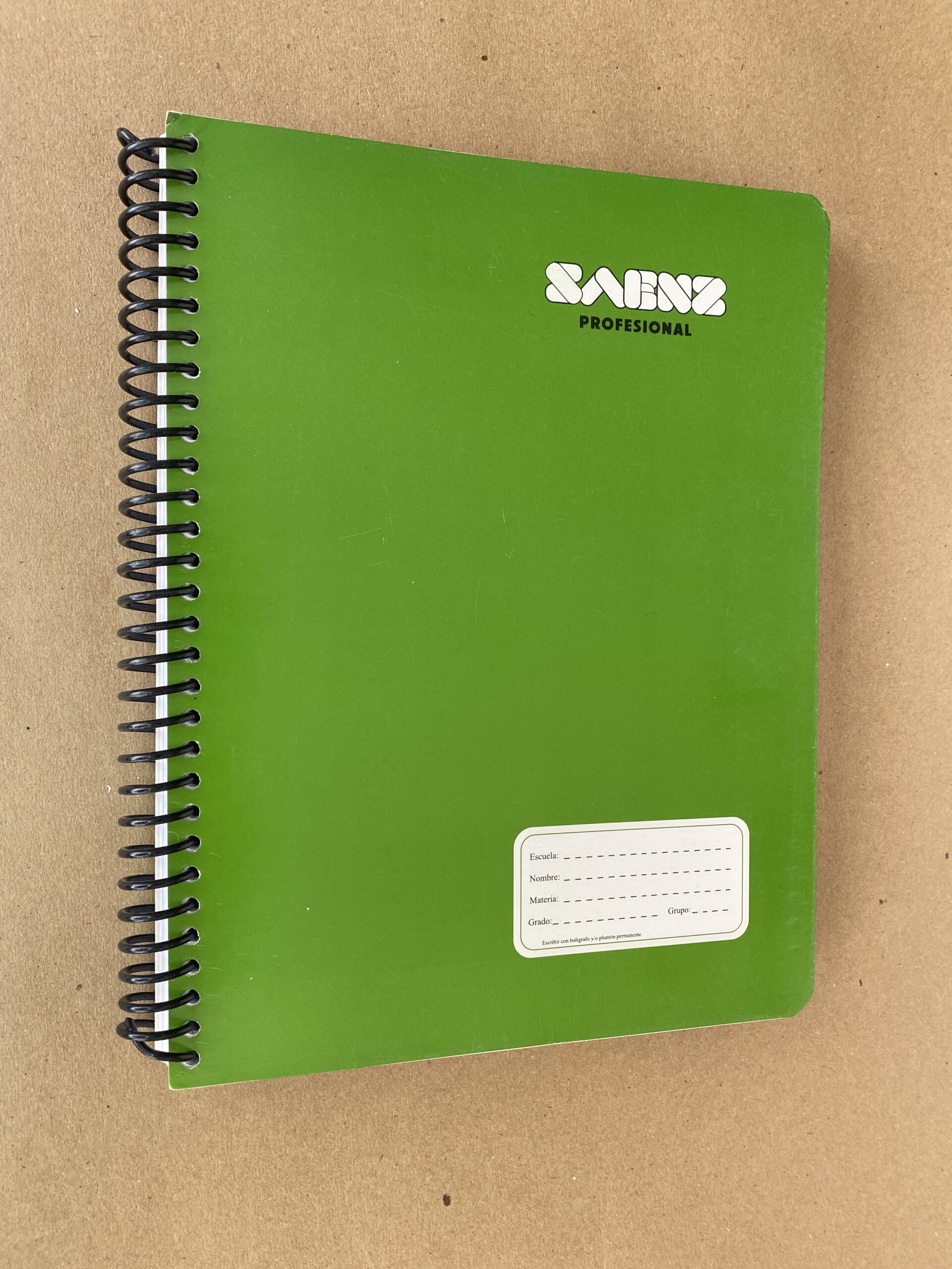 Cuaderno prefesional 200 hojas